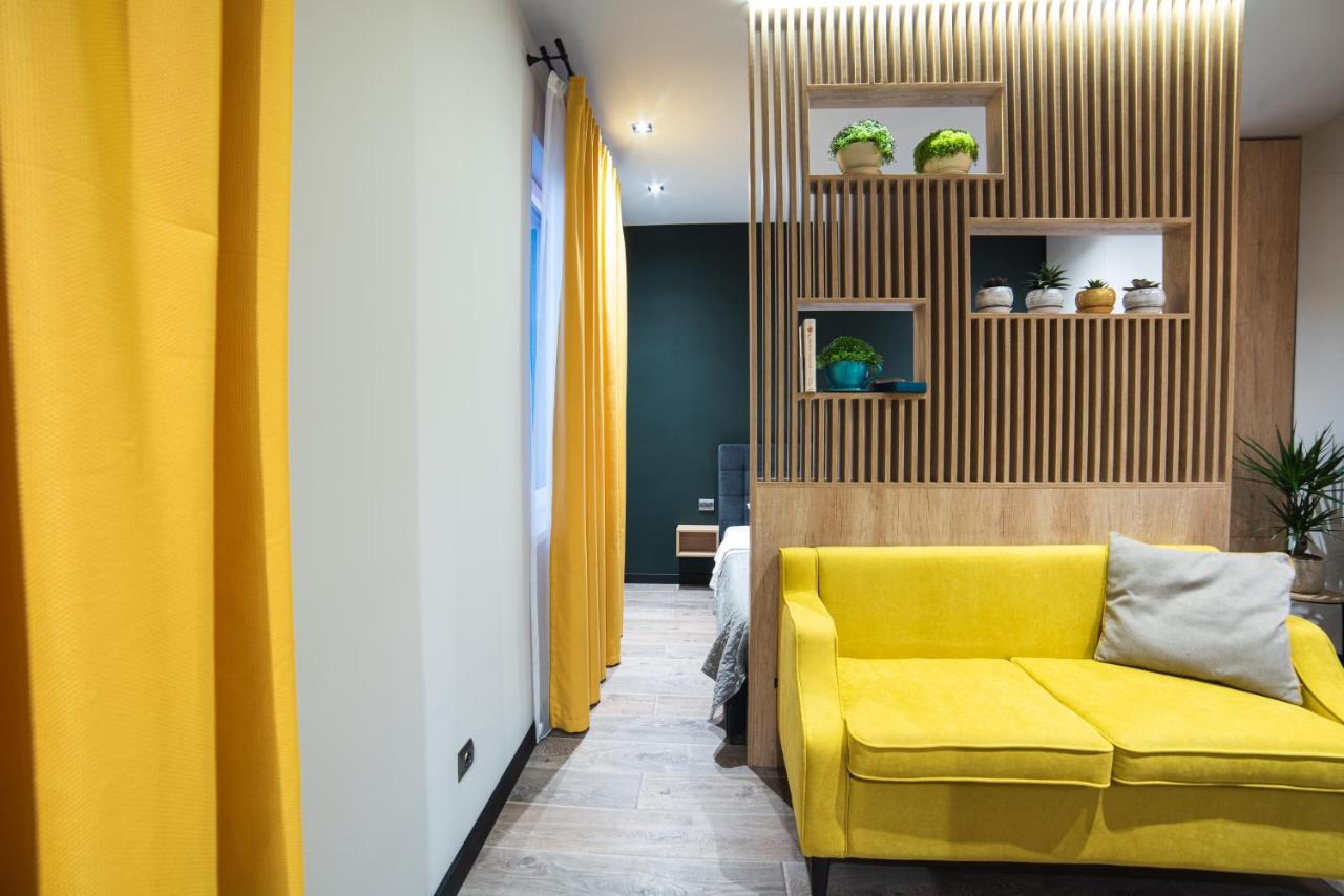 Luxury Apartments Petofi Uschhorod Exterior foto